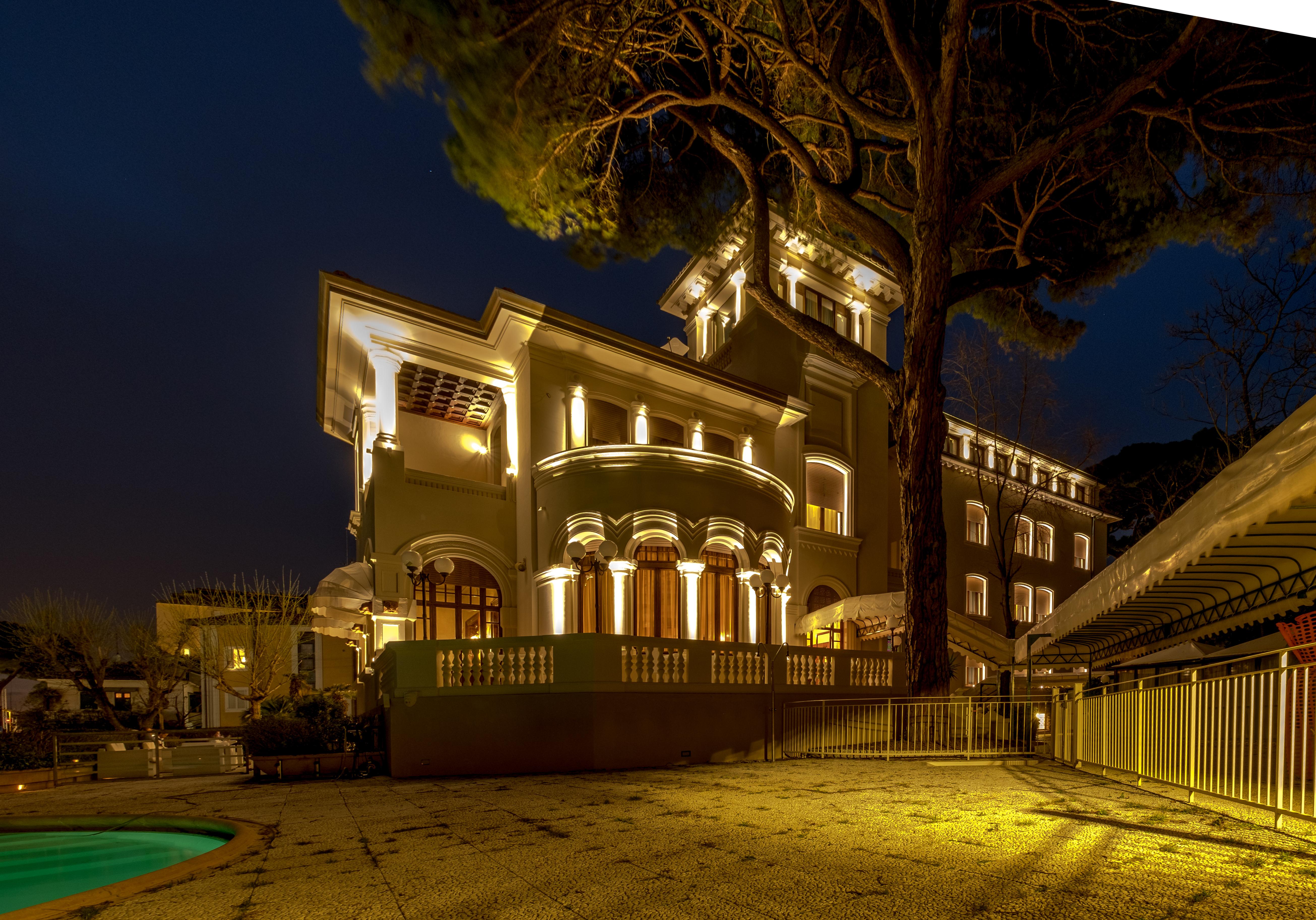 Hotel De La Ville Riccione Exterior photo