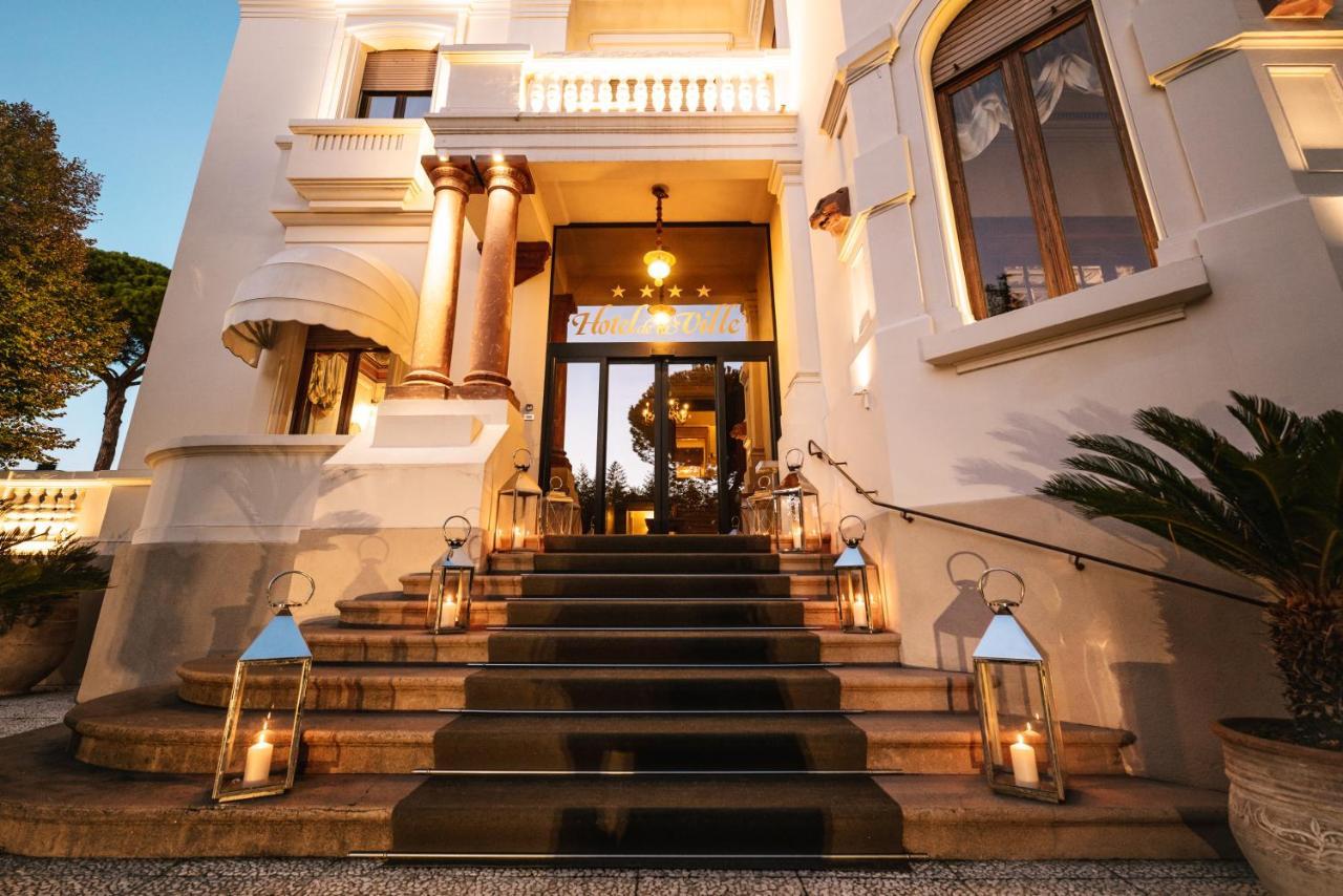 Hotel De La Ville Riccione Exterior photo